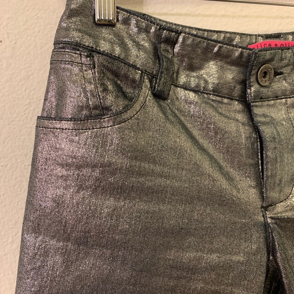 Alice + Olivia skinny jeans with shimmer size 0 - Picture 6 of 7